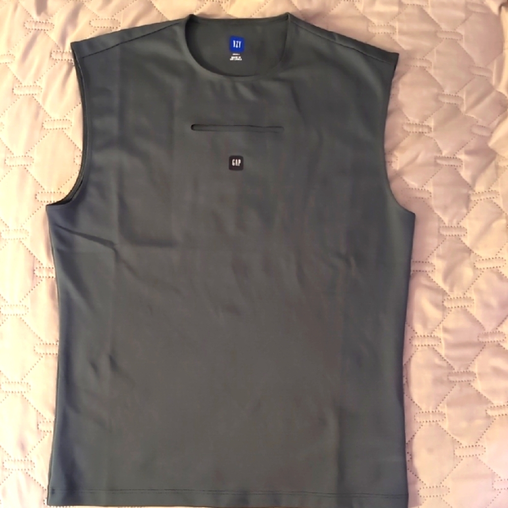 GAP & YXY Men's Sleeveless Dark Green Shirt